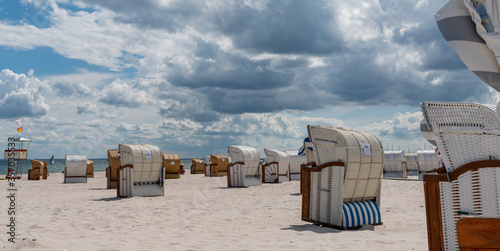 Strandkörbe am Ostseebad Grömitzer Strand an der Ostsee 