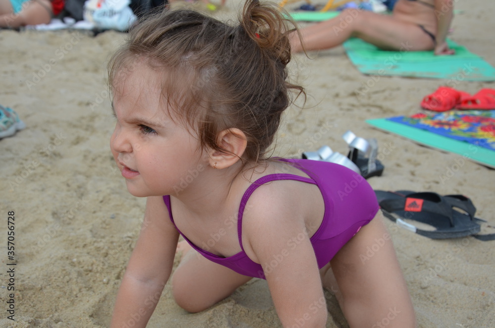 Dynamic Beach Wedding Deals Background for Mobile Dynamic Beach Wedding Deals Background for Mobile