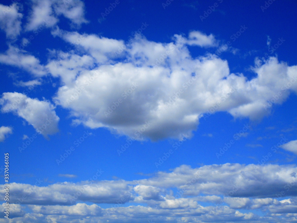 Obraz premium blue sky with clouds