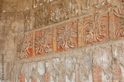 Artistic details in archaeological ruins of the pyramids of the sun and the moon © ecuadorquerido