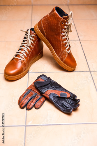 Foto Motorcycling Relative Topics