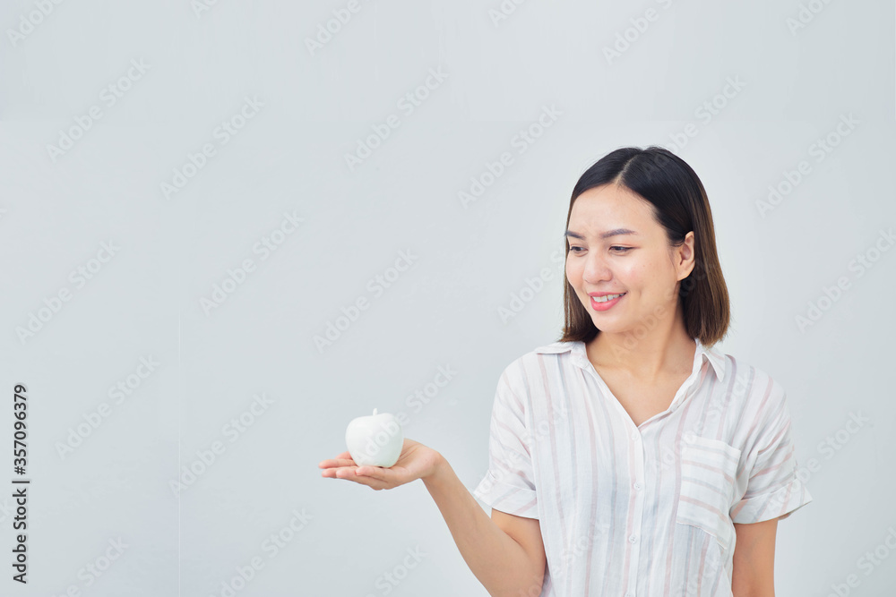 Women and the concept of healthy vegetarian food Women and the concept of healthy vegetarian food