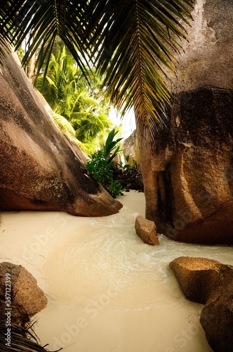 Fototapeta Mesmerizing vertical shot of La Digue La Seychelles