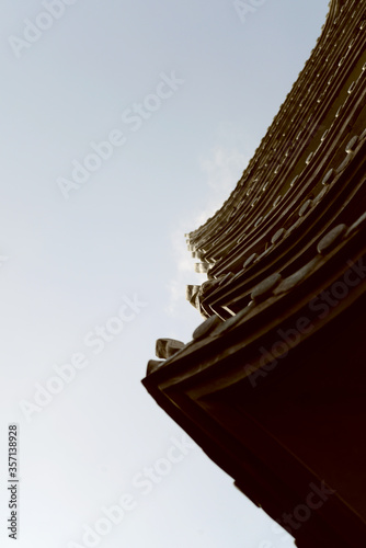 buddhist temple architecture © Gordon