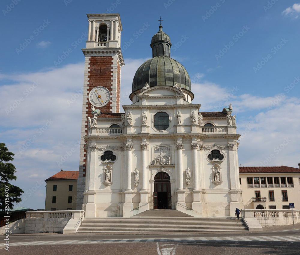 historical church called BASILICA DI MONTE BERICO in the Italian