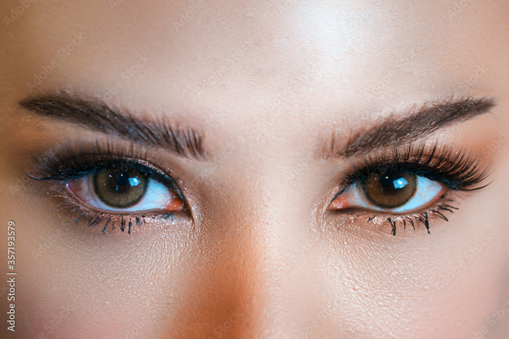 Naklejka premium closeup of womes eye