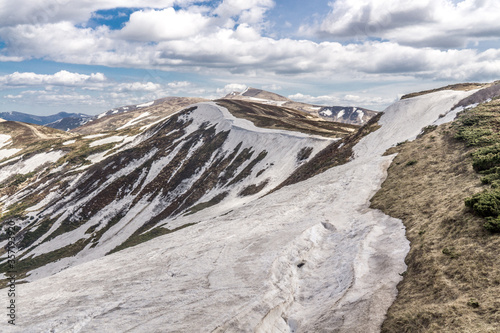 Svydovets ridge in spring photo