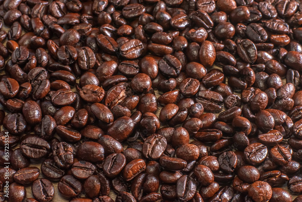 close up roasted coffee beans, background texture