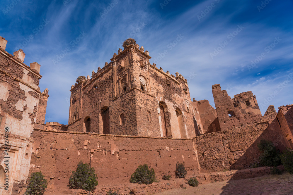  Telouet Kasbah, a Kasbah along the former route of the caravans from the Sahara over the Atlas Mountains to Marrakech, built in the 18th and 19th centuries.