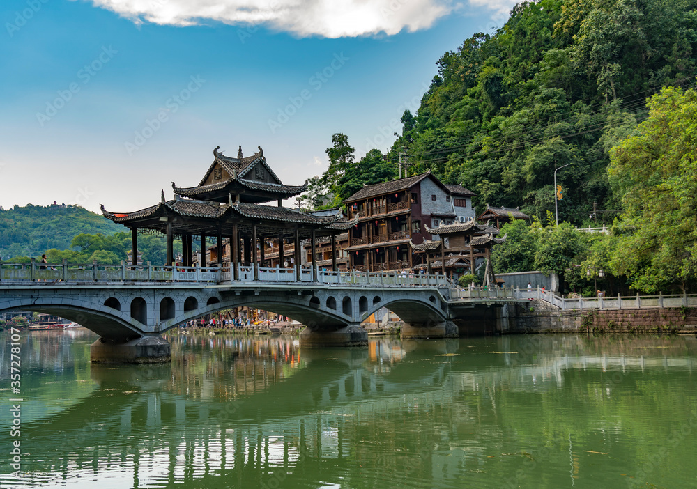 bridge in fenghuang china