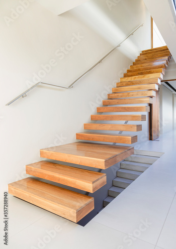 Floating staircase and corridor in modern house