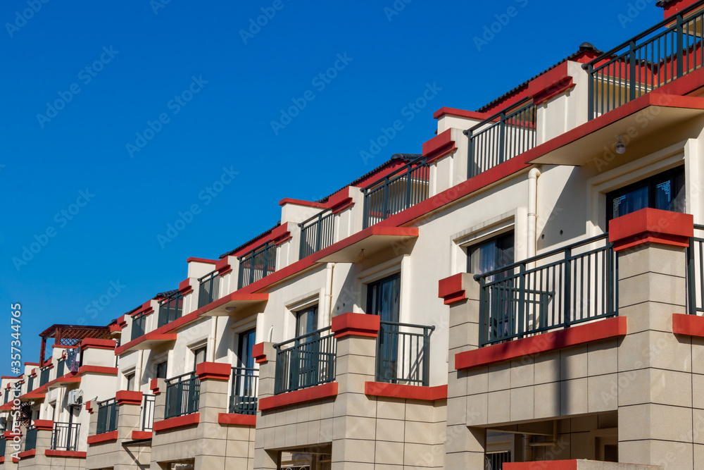 Obraz premium colorful houses in the city of barcelona spain