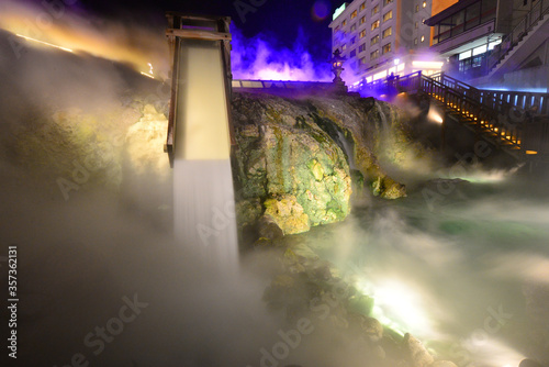 草津温泉の湯畑《夜景》