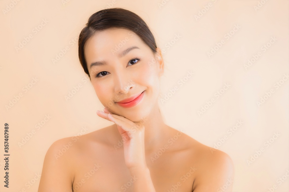 Portrait beautiful young asian face woman with beauty spa concept Portrait beautiful young asian face woman with beauty spa concept