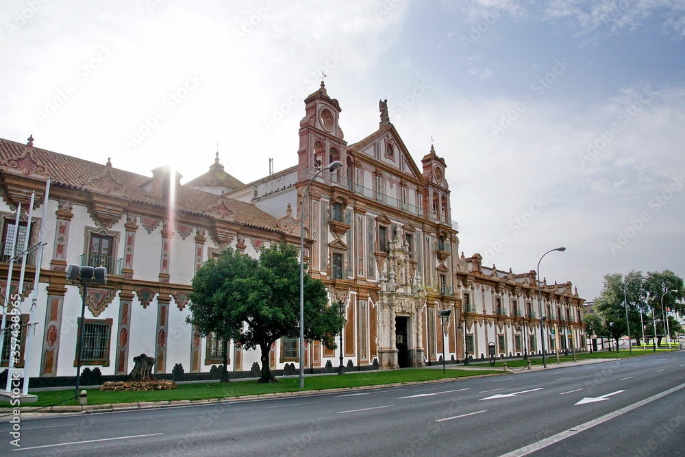 Foto de Baroque Palacio de la Merced in Cordoba Plaza de Colon. Palacio