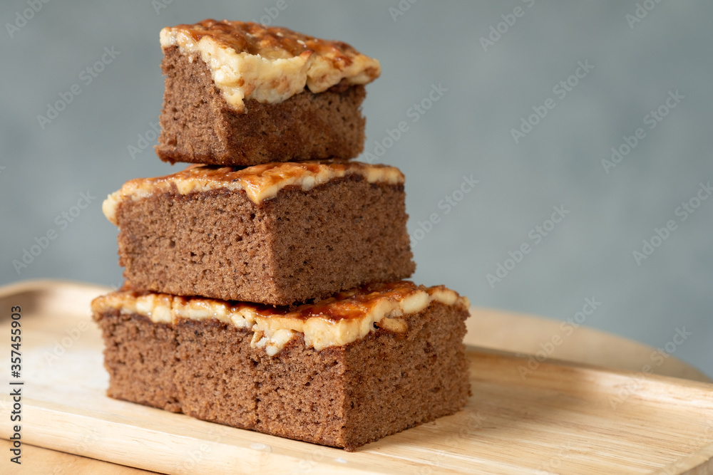 Group of toffee cake on wood tray
