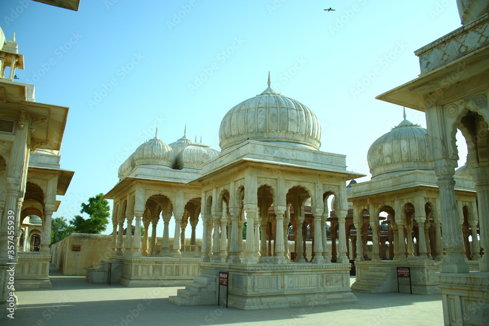 Devi Kund Sagar is the cremation ground of the Bikaner Royal family situated on the outskirts of