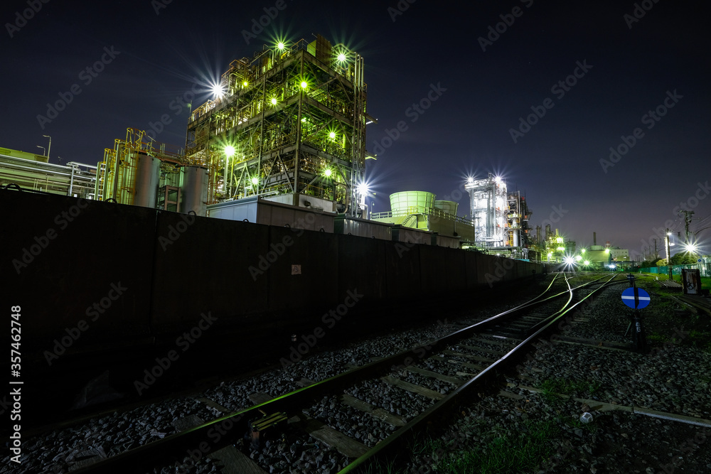Fototapeta premium 神奈川県川崎の工場夜景