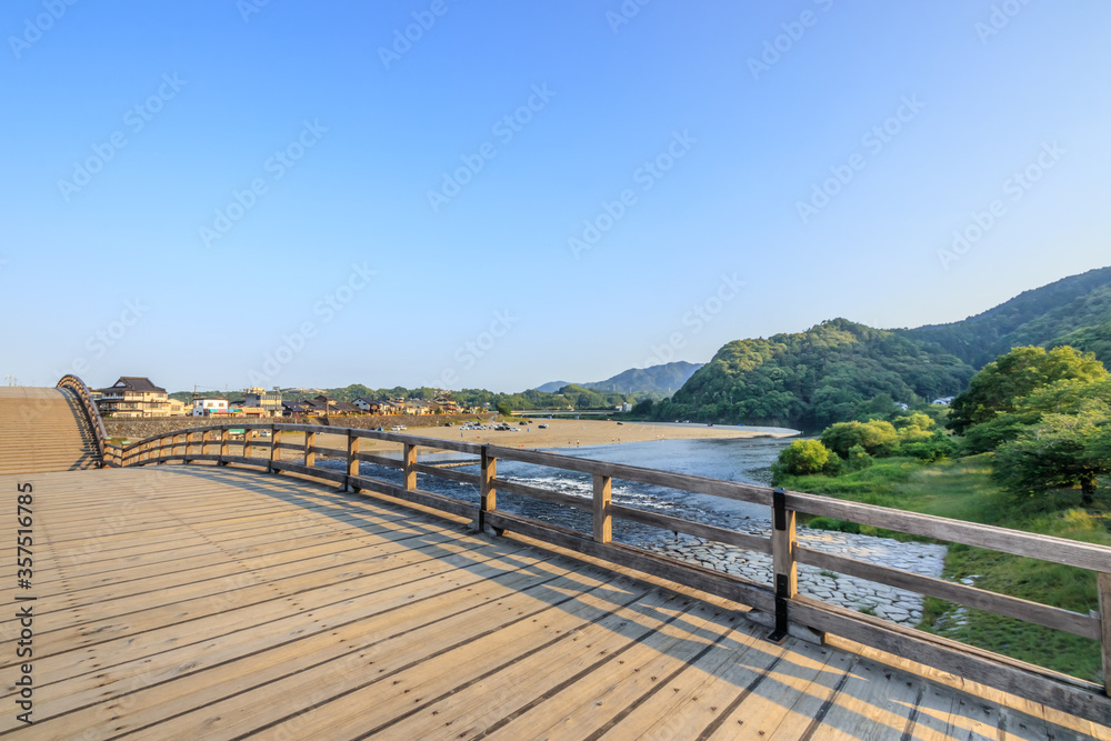 夕暮れ時の錦帯橋　山口県岩国市　Kintaikyo Bridge in the evening Yamaguchi-ken Iwakuni city