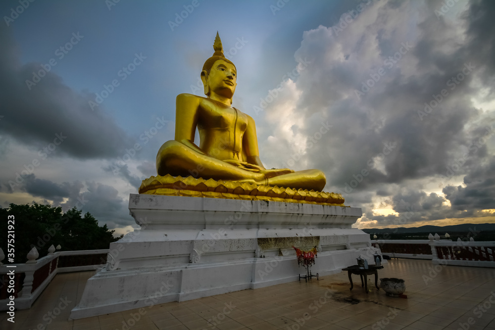 outdoor golden buddha statue in thailand outdoor golden buddha statue in thailand
