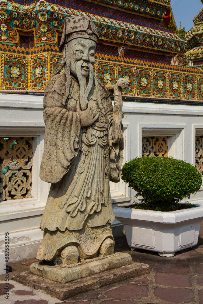 Obraz premium Chinese doll statue at Wat Pho,Thailand
