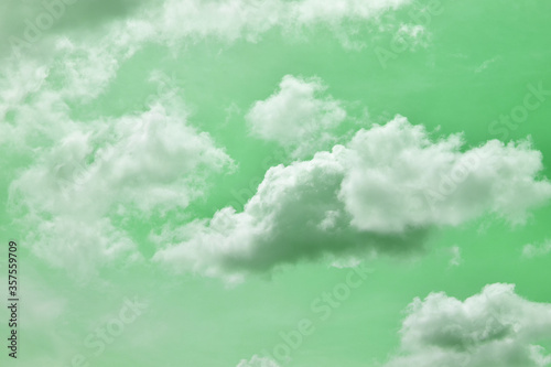 Fototapeta Naklejka Na Ścianę i Meble -  Green skies with white clouds decorate the color for design work.