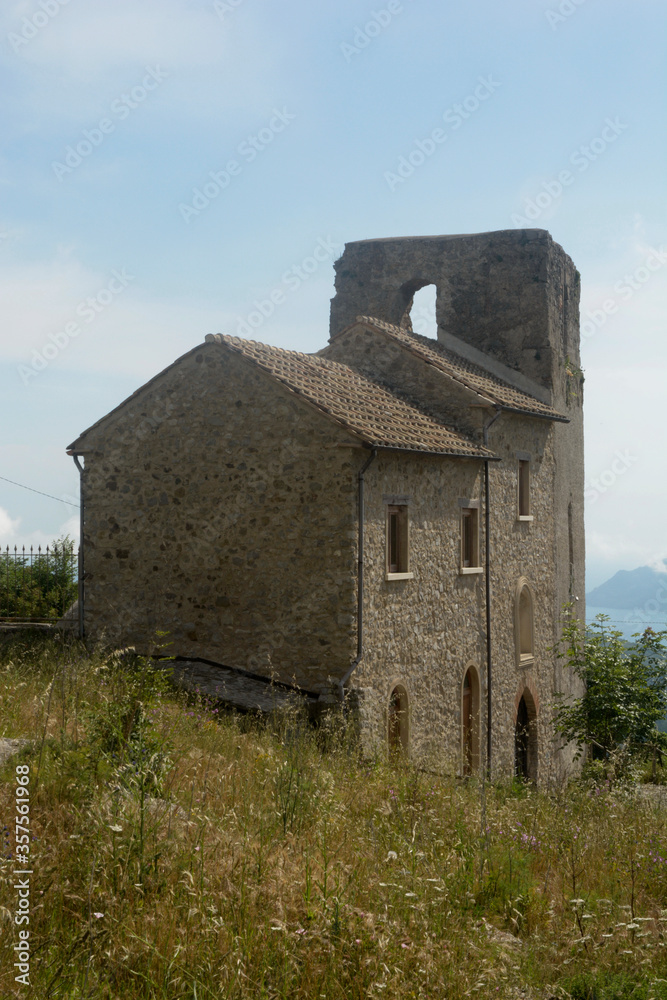 Italia : Santuario Tubenna,Castiglione Del Genovesi,Giugno 2020.