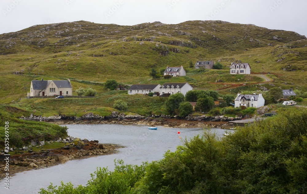 A view towards the isolated village of Drinishader on the Isle of Harris, Western Isles, Scotland. A view towards the isolated village of Drinishader on the Isle of Harris, Western Isles, Scotland.