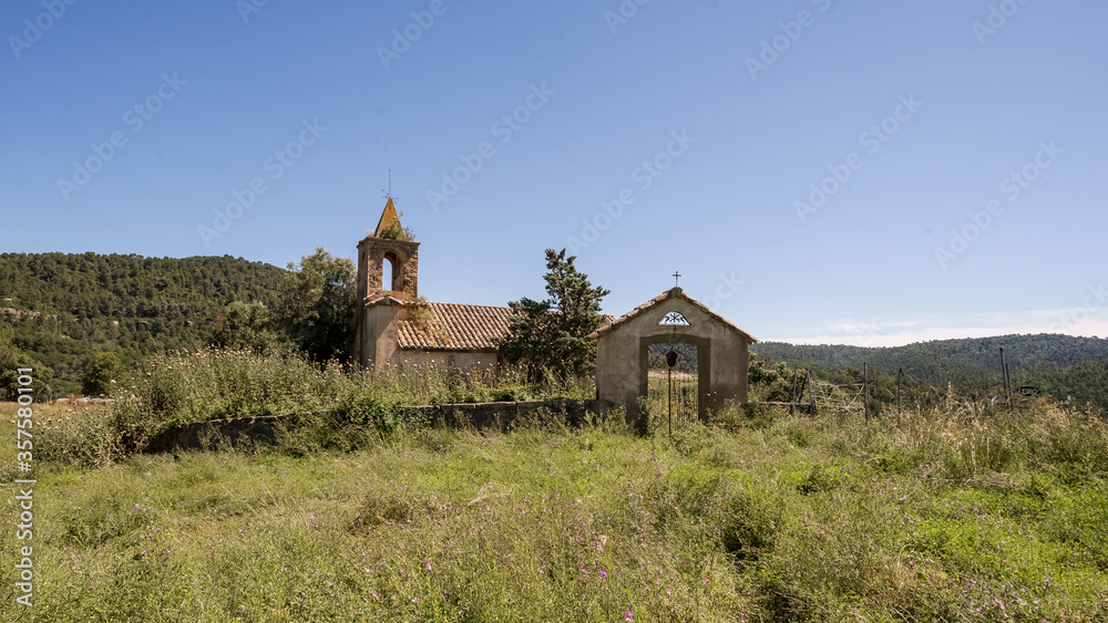 Fototapeta premium church in the mountains
