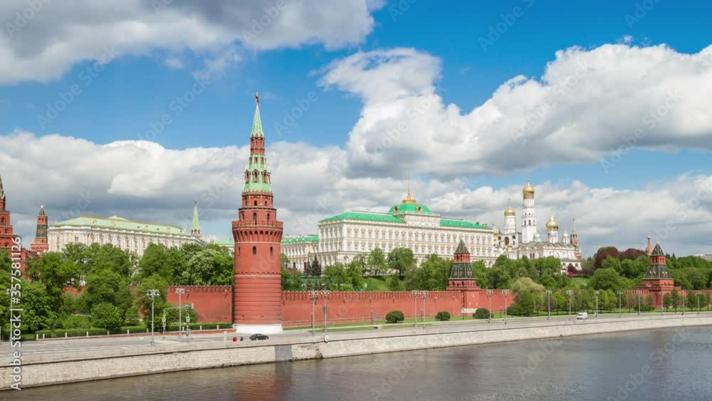 Kremlin, Moscow, Russia. Time lapse 4K Moscow News background. Best view of the Kremlin from a bridge over the Moscow River. Versions 25-60 fps Kremlin, Moscow, Russia. Time lapse 4K Moscow News background. Best view of the Kremlin from a bridge over the Moscow River. Versions 25-60 fps