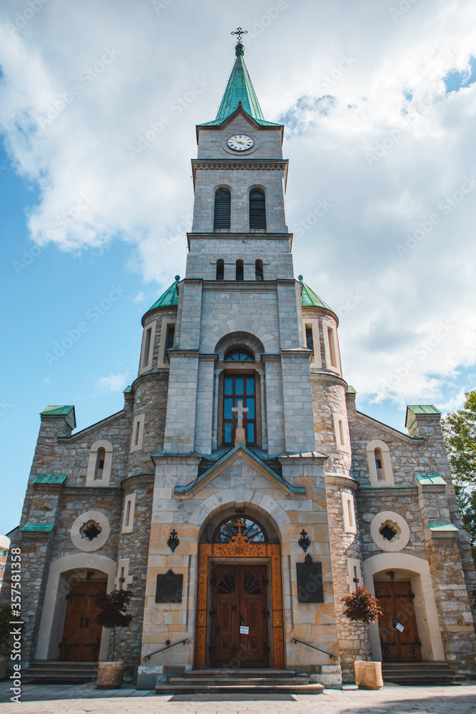 Fototapeta premium church in zakopane poland tatra mountains