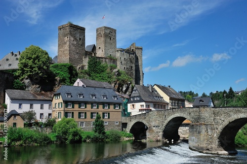 Wallpaper Mural Runkel an der Lahn Torontodigital.ca