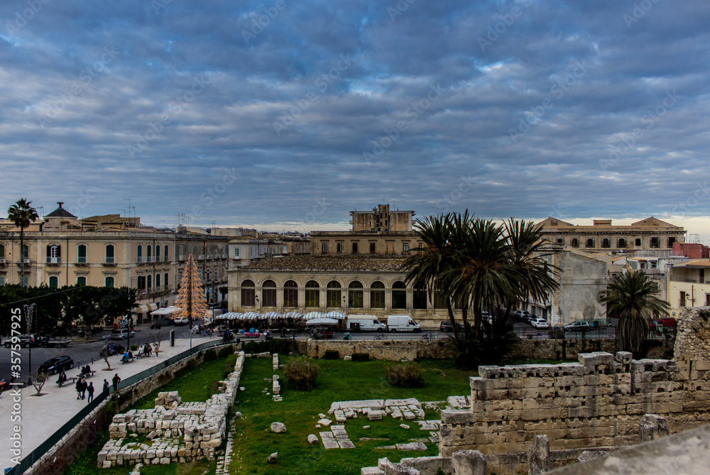 Fototapeta premium monuments and remains in ortigia