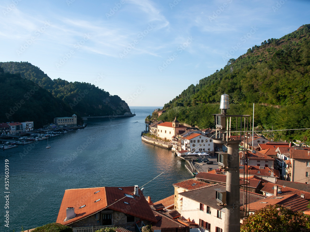 Group of houses of the Pasai Donibane people (San Juan) in the Bay of Pasajes, San Sebastián, España