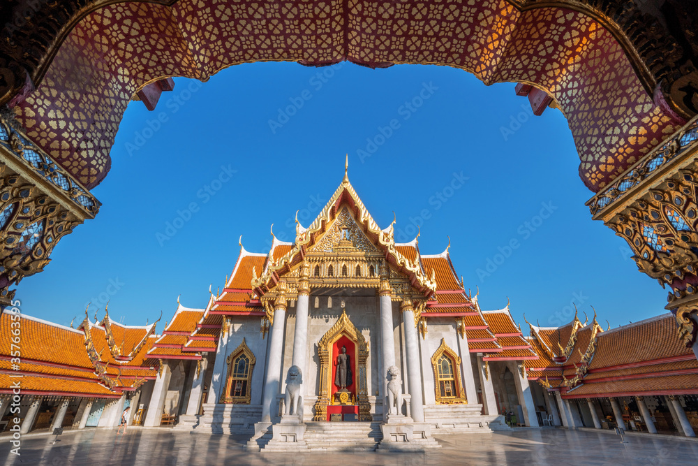 Fototapeta premium Wat Benchamabophit, Dusit Wanaram, Ratchaworawihan, Popular tourist attractions, Bangkok, Thailand.
