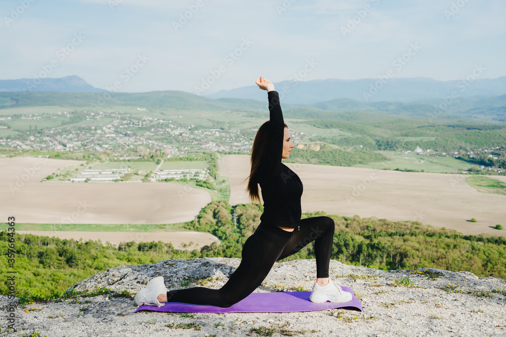 Yoga classes in the open air. Outdoor sports. Yoga classes in the open air. Outdoor sports.