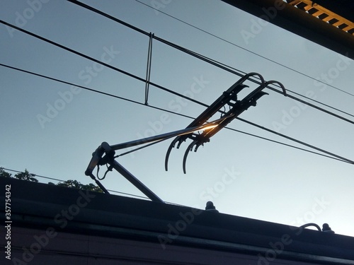 Single arm pantograph photo