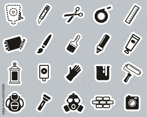 Stencil & Street Art Icons Black & White Sticker Set Big