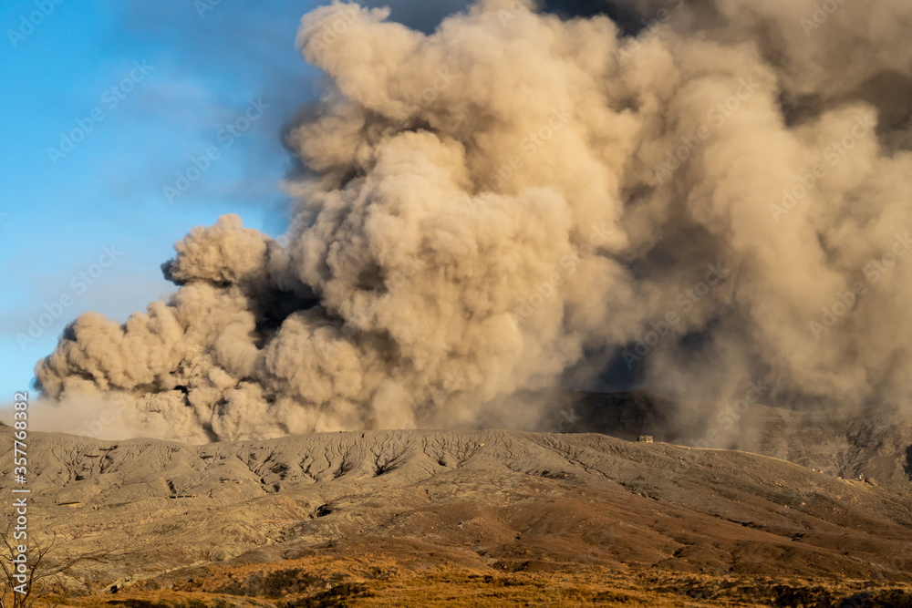 Spectacular view of Mount Aso (largest active volcano in Japan) venting ashes before explosion. Date: 05/11/19. Kumamoto Prefecture, Kyushu, Japan.