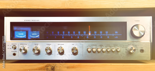 HiFi system amplifier for lp vinyl records in a listening room