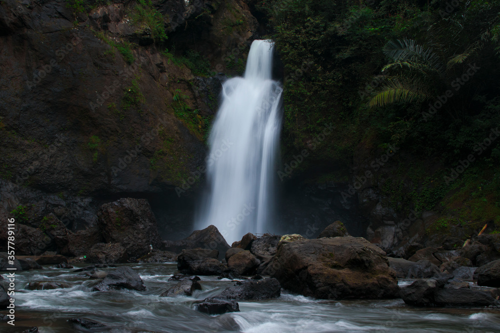 Obraz premium waterfall nature tourism in purworejo district, Central Java