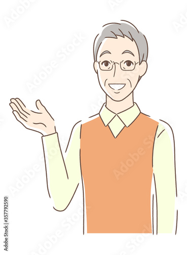 笑顔で手のひらを差し出す男性