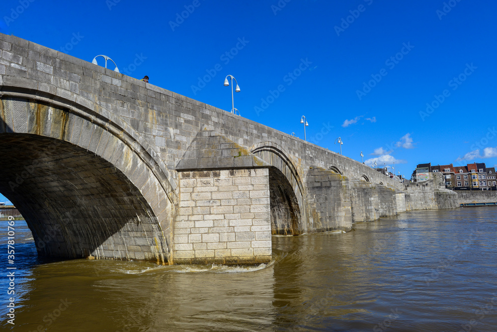 Sint Servaasbrug (Brücke von St. Servatius) in Maastricht