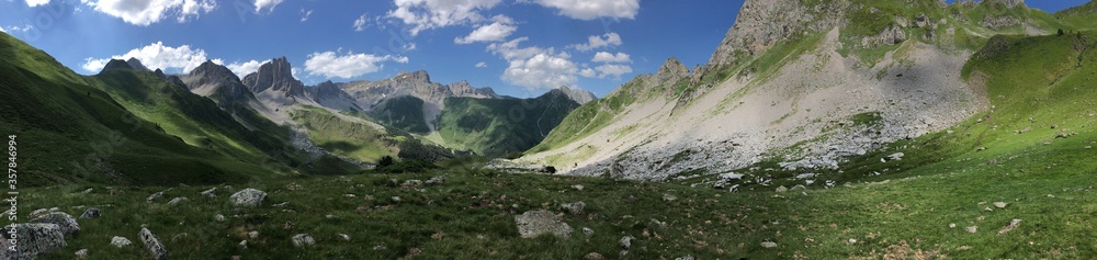 Paysages de montagnes aux Pyrénées