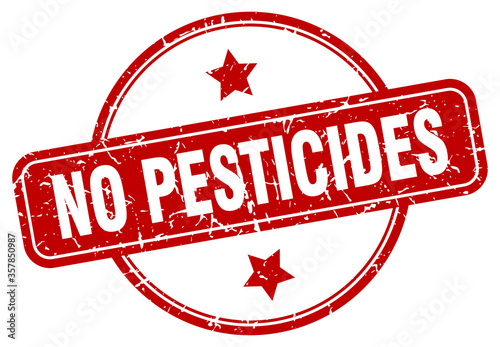 no pesticides grunge stamp. no pesticides round vintage stamp