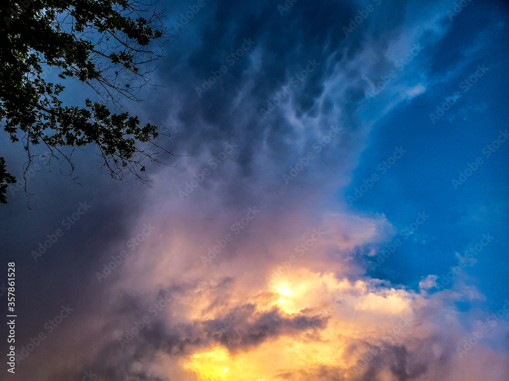 Obraz premium fire in the sky