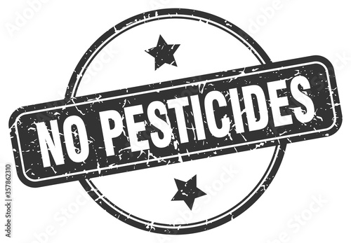 no pesticides grunge stamp. no pesticides round vintage stamp