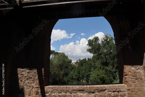  PHOTO/VIEW FROM A MIDIEVAL BRIDGE WINDOW IN ROME ITALY 