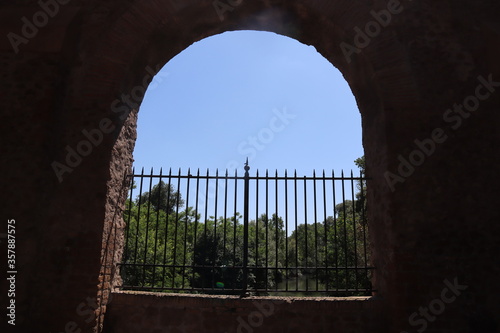  PHOTO/VIEW FROM A MIDIEVAL BRIDGE WINDOW IN ROME ITALY 