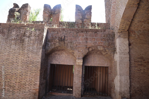 PHOTO OF MEDIEVAL ROMAN RUINS